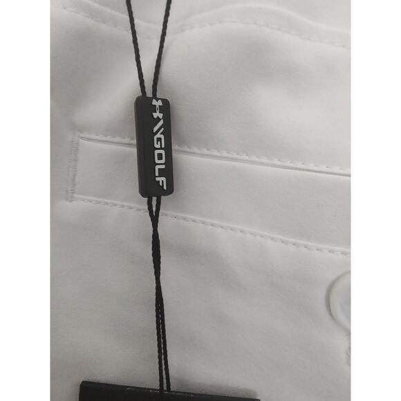 Under Armour, NWT, Mens Golf Shorts White, Size 42 Inseam 10" Pockets Retail $70 - Picture 10 of 14